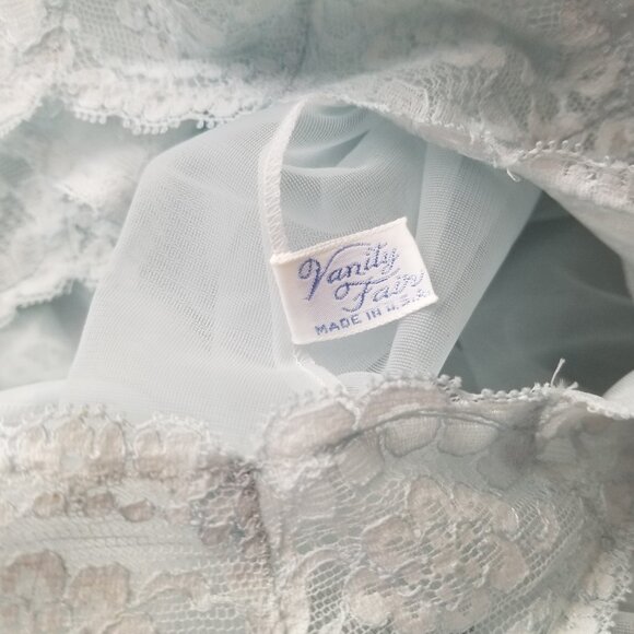 Vintage 1950's Long Pale Blue Lace Peignoir Front Closure Babydoll Robe Size 38 - Picture 10 of 11